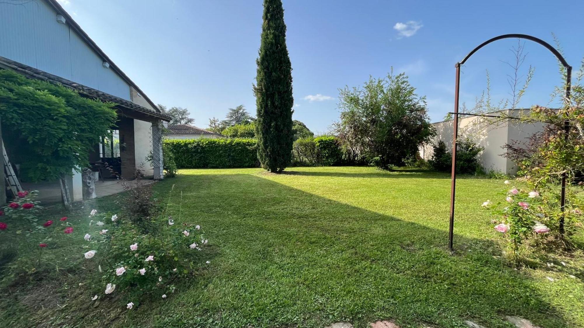 La Vieille Ferme De Holiday home Gaillac